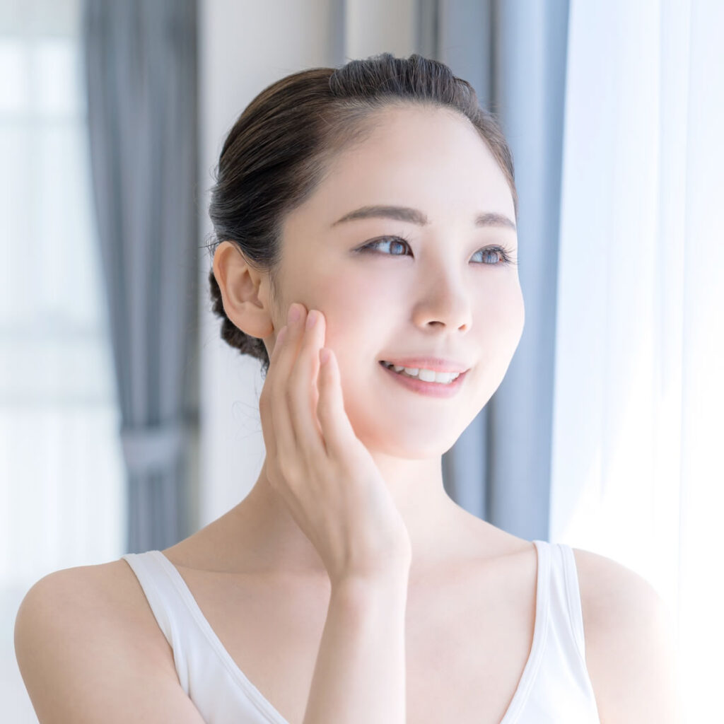 肌が綺麗な女性